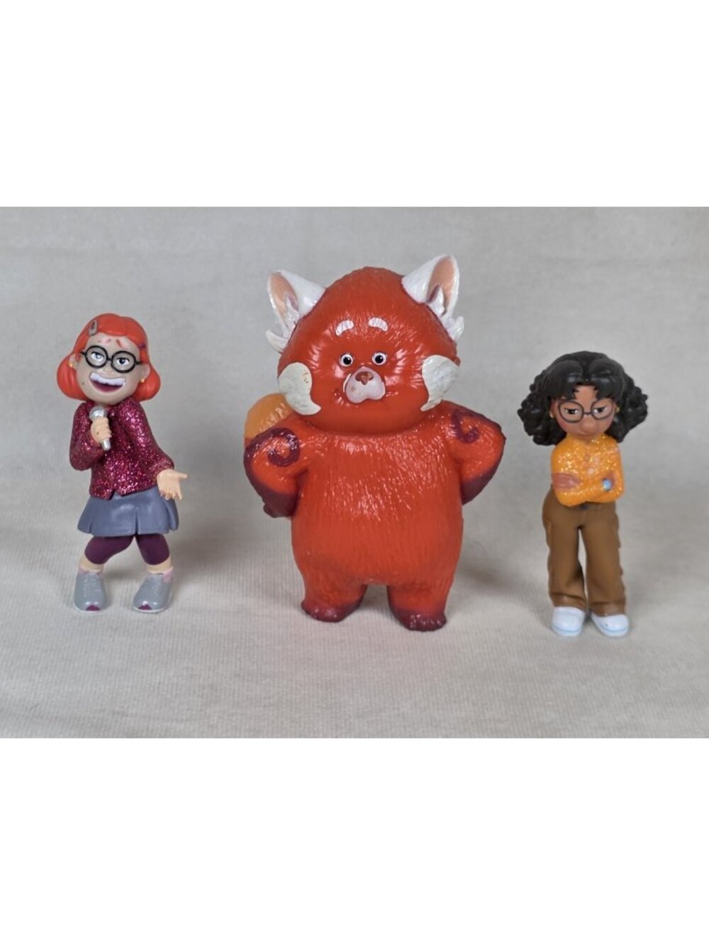 Disney Pixar Movie Turning Red Collectible 3 Figures Mei, Panda Mei, & Priya